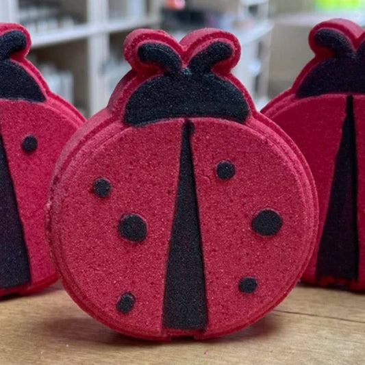 Ladybug Bath Bomb - Cherry Lemonade - 5oz