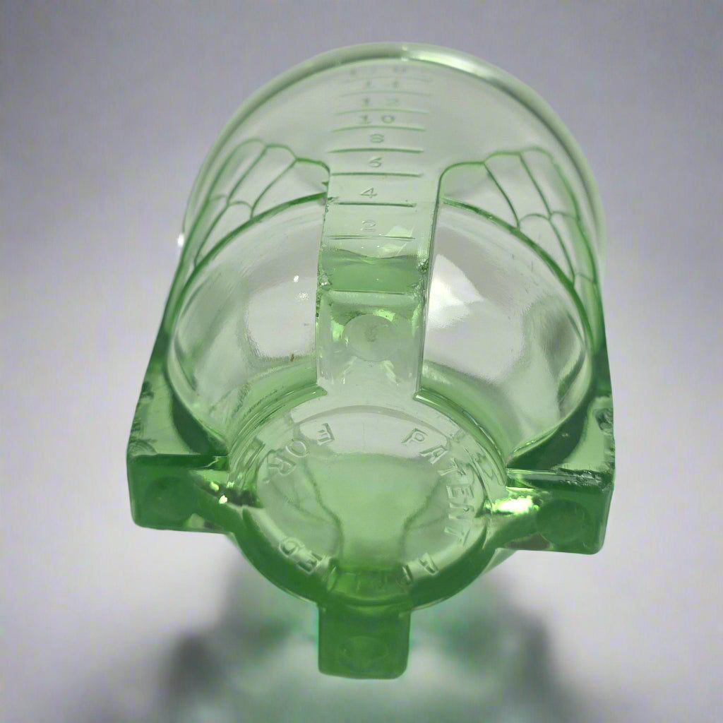 Vtg. Uranium Measuring Cup