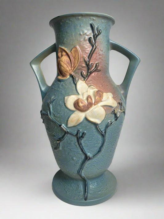 Vtg. Roseville Vase (blue)