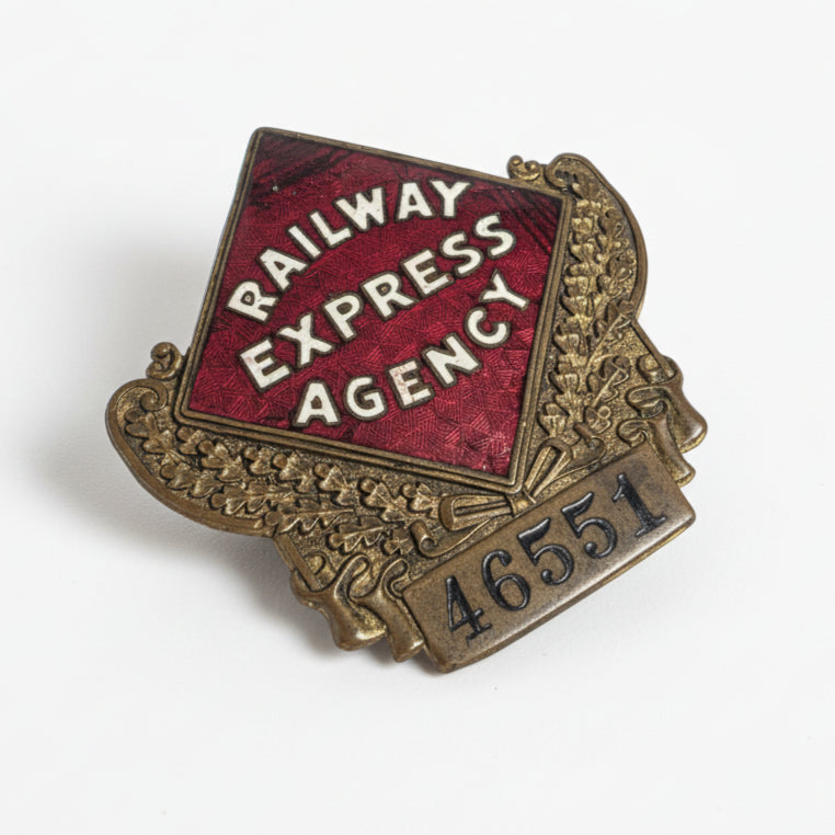 Vtg. Railway Brooch (gold)