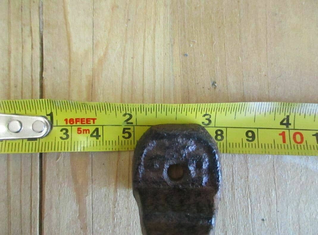 CAST IRON HANDLE / PULL, 5 1/2" LONG