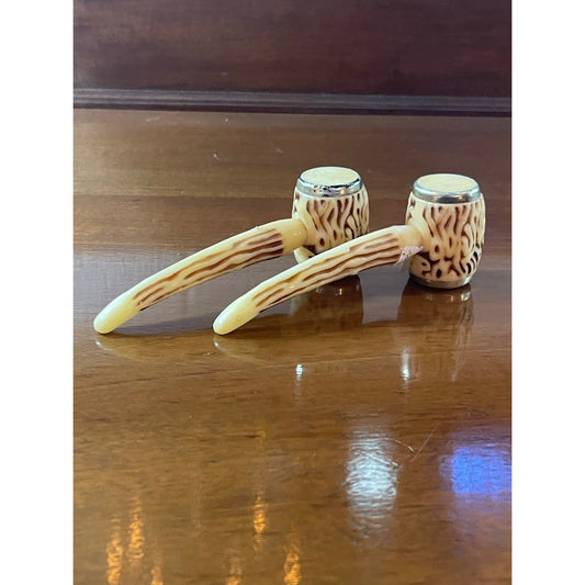 Vintage novelty plastic corncob Tennessee pipe salt and pepper shakers