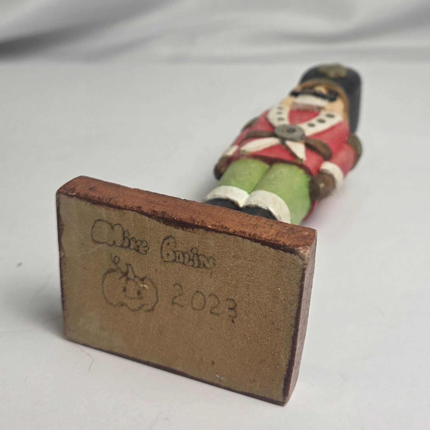 Hand Carved Nutcracker Figurine csbh