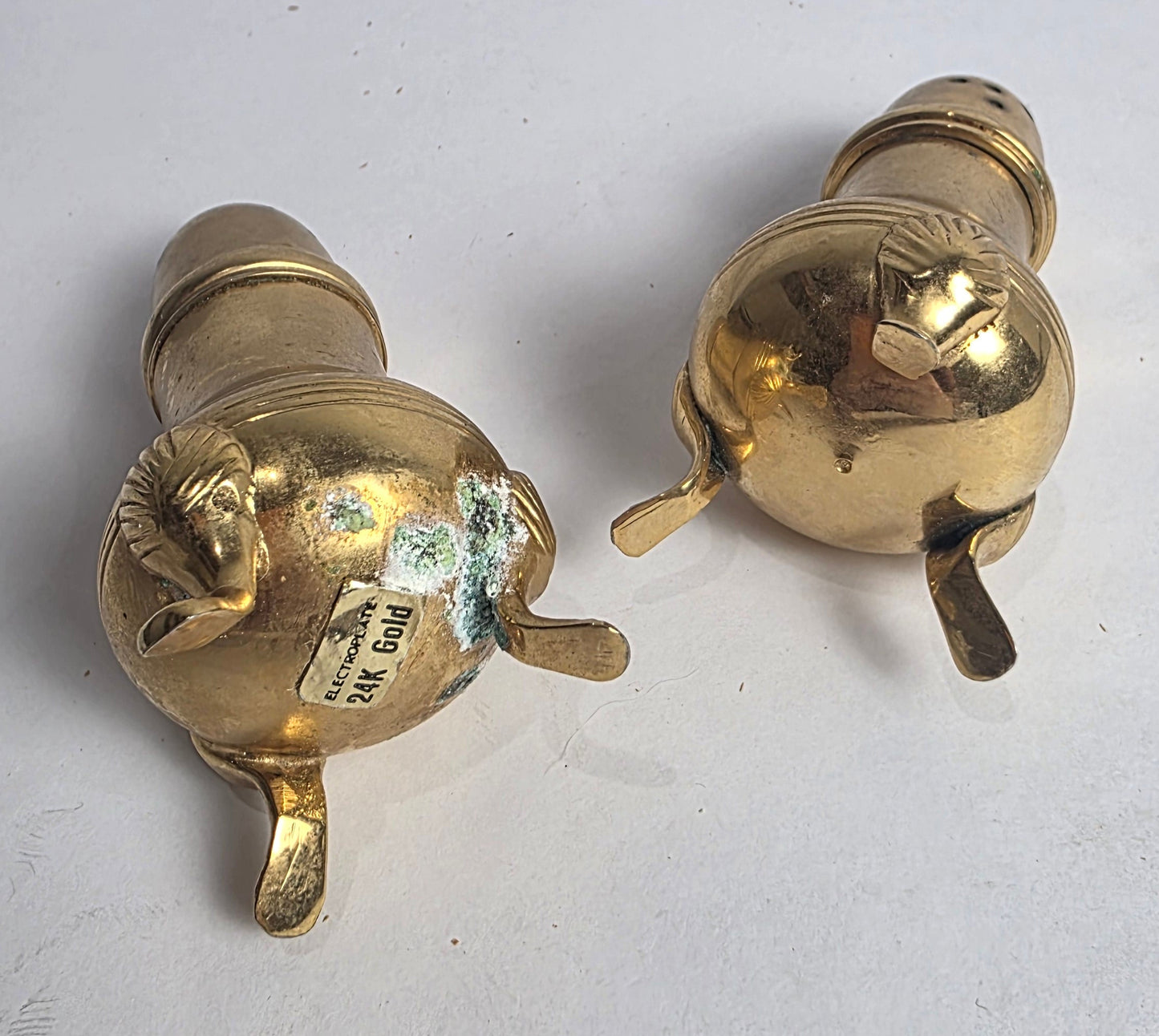 Vtg. 24K S&P Shakers - CSAEH
