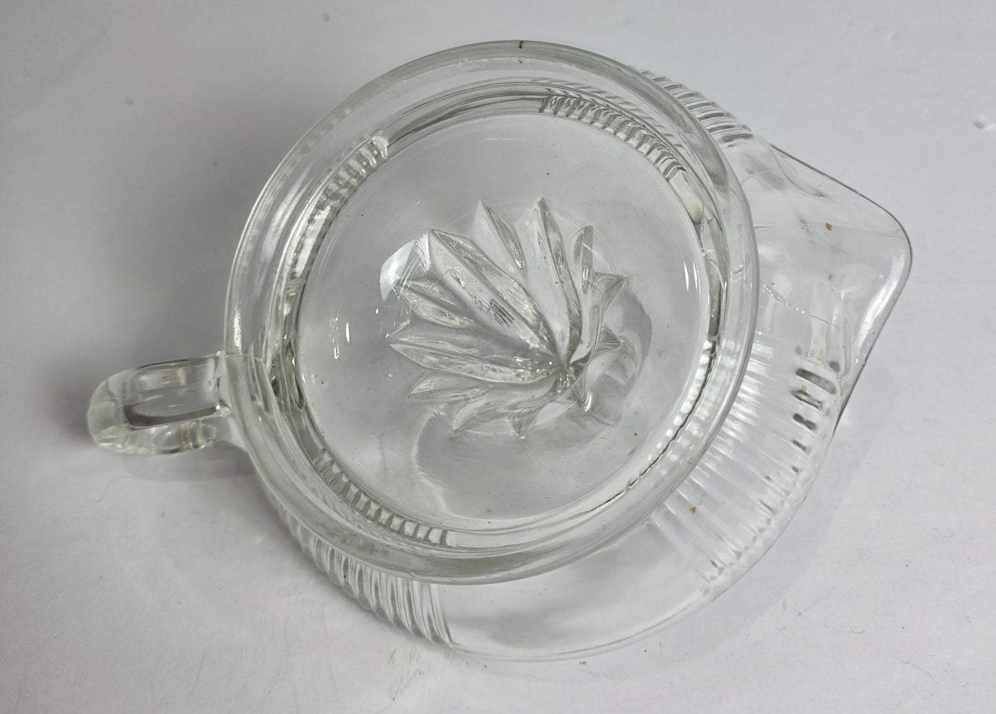 Vtg. Glass Juicer w Loop Handle
