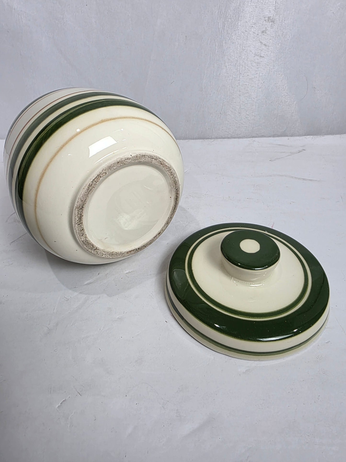 Vtg. Dunhill Tobacco Container