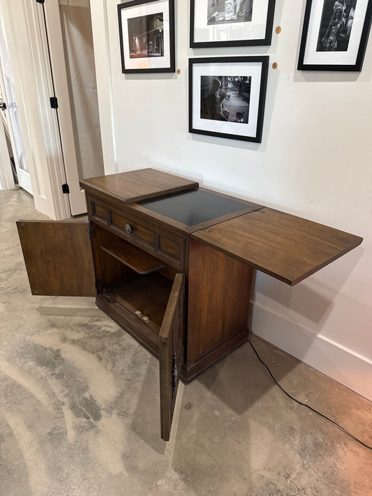 Vtg Henredon Scene One Flip-Top Bar Cabinet