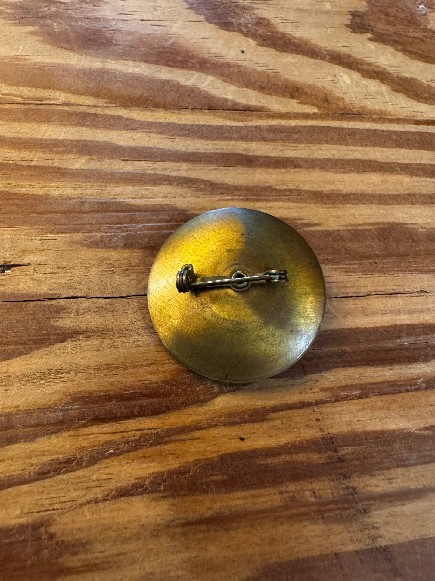 Vtg Brass pin w/spinning feature CSBH