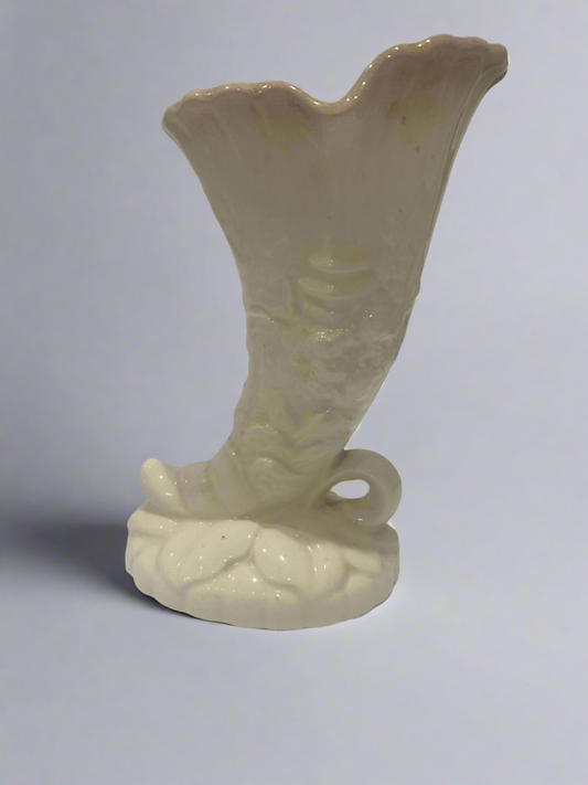 Vtg Porcelain Cornucopia Vase