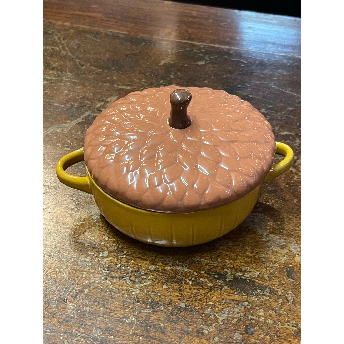 Vintage fall autumn lidded ceramic acorn double handled dish
