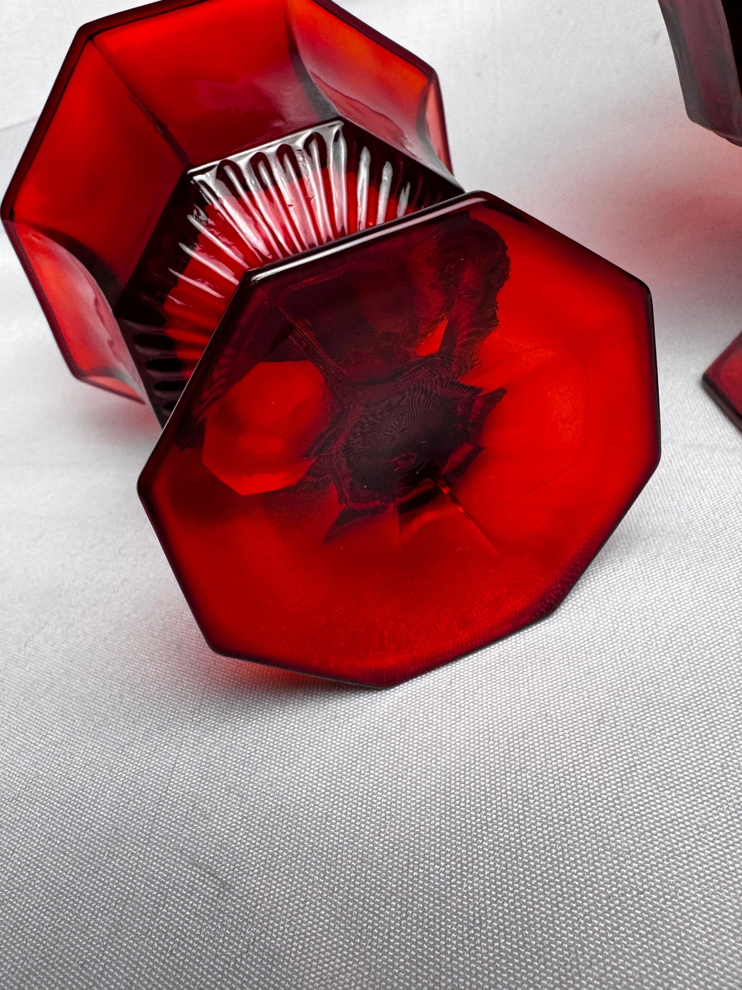 UV-Reactive Ruby Goblet Set (3) CSBH