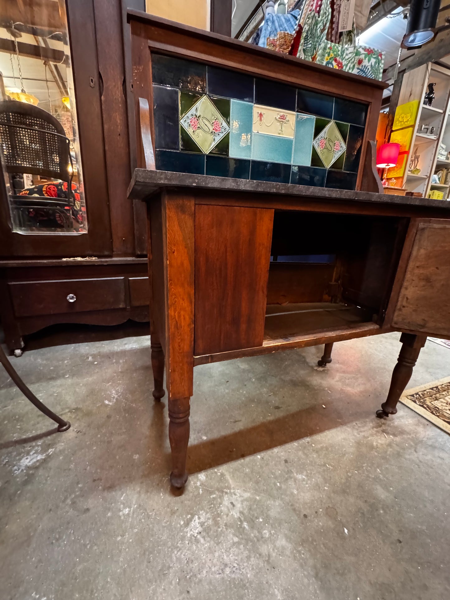 Vtg Commode CS