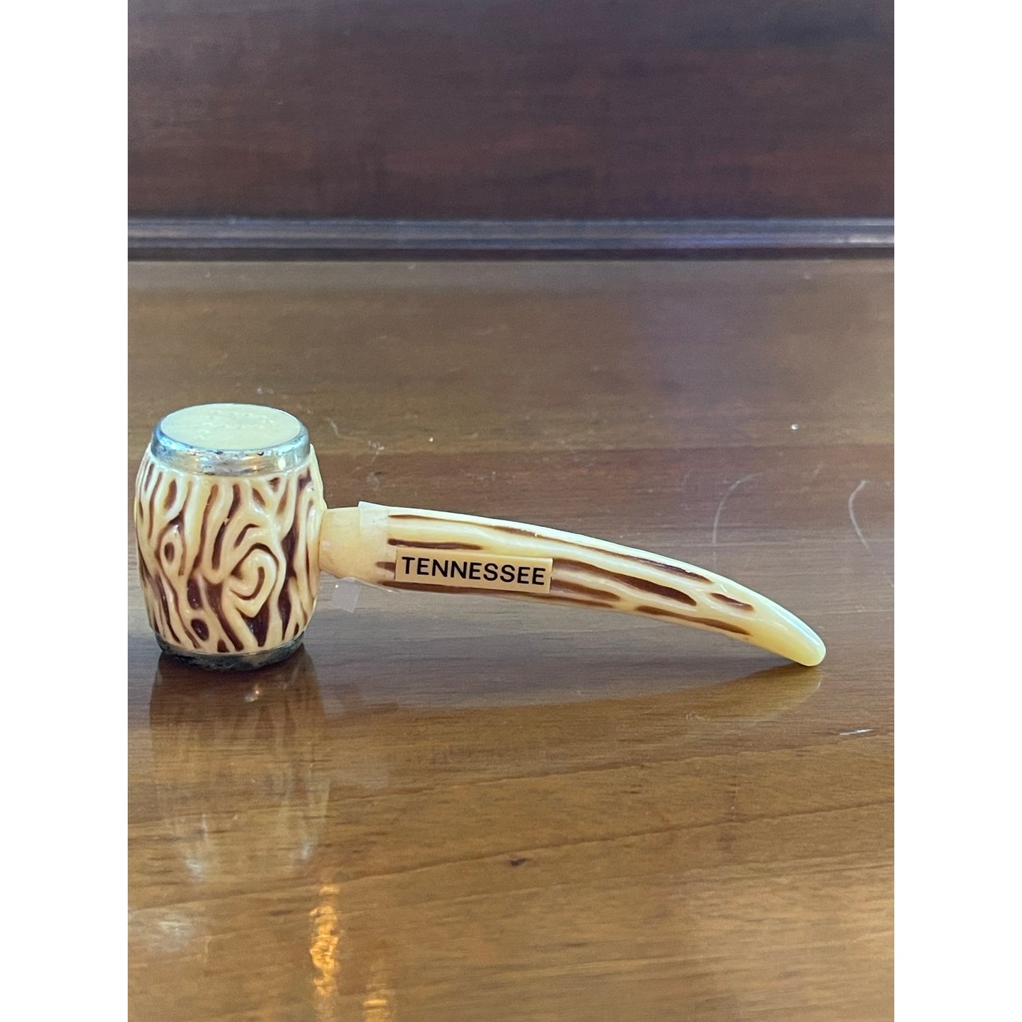 Vintage novelty plastic corncob Tennessee pipe salt and pepper shakers