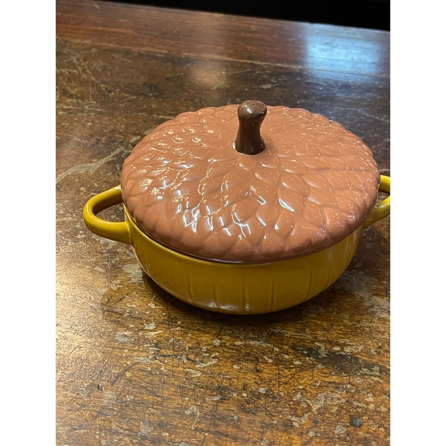 Vintage fall autumn lidded ceramic acorn double handled dish