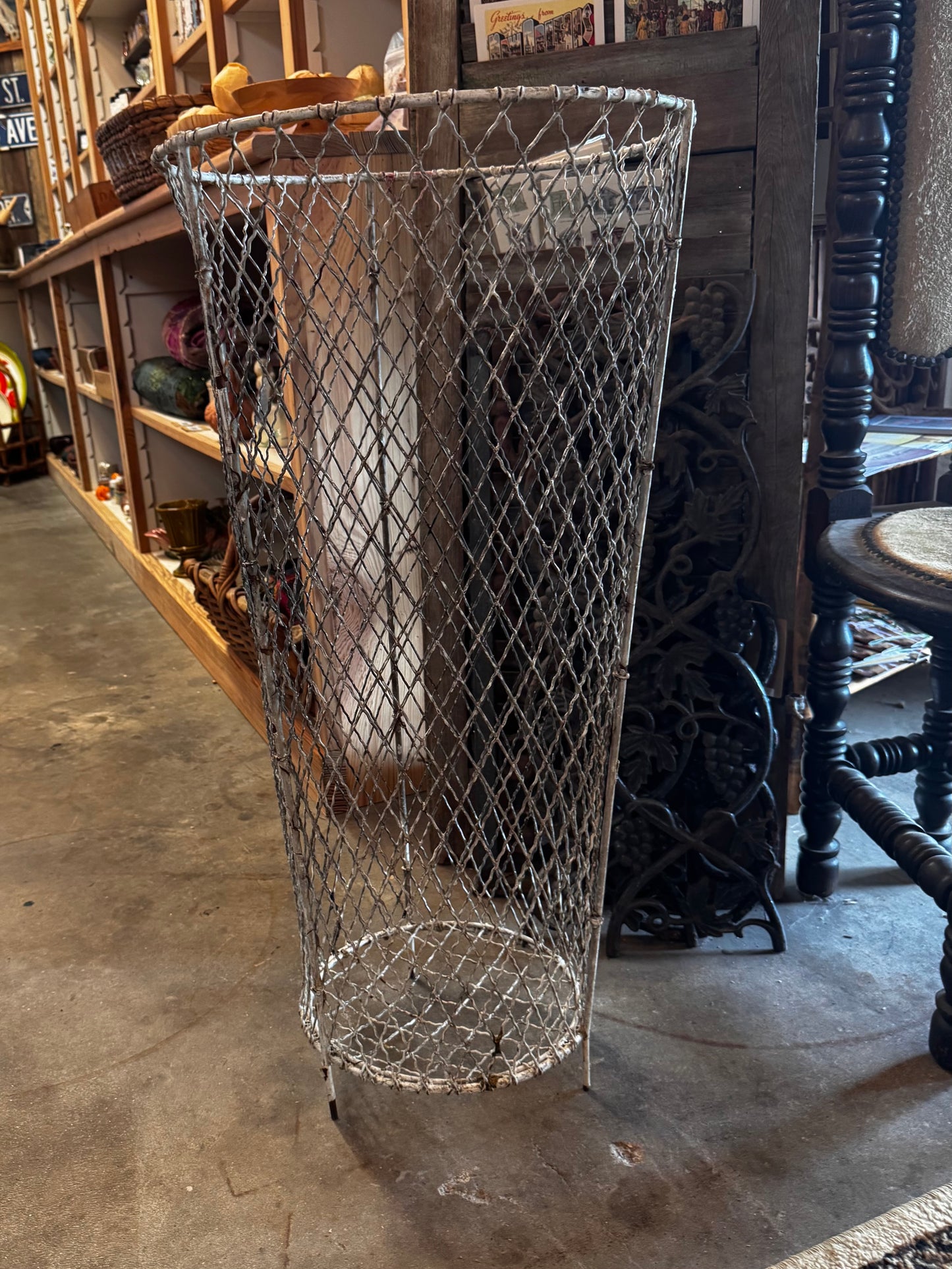 Vtg Wire Basket csdp