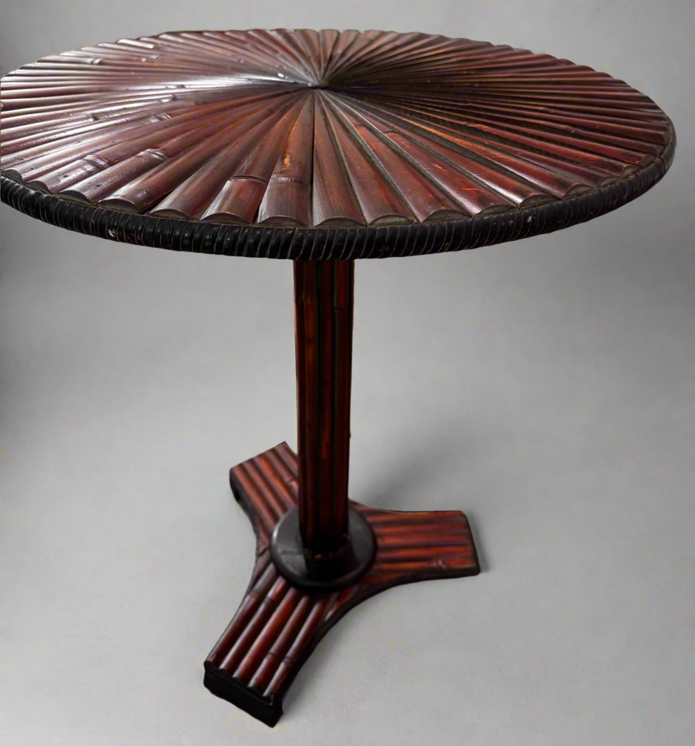 Reeded Table cs