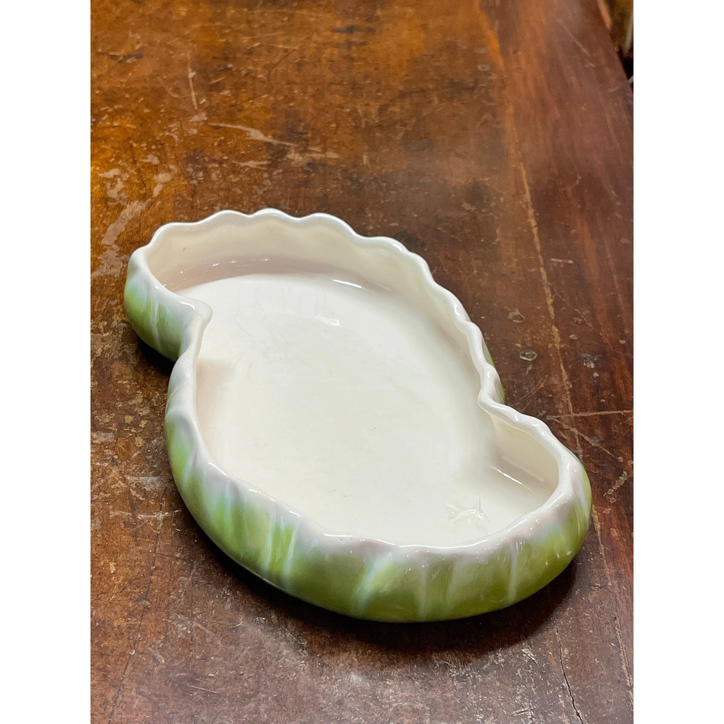 Vintage MCM Mid-Century Haeger Pottery Ceramic Scalloped Console Catch all Bowl