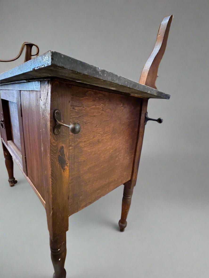 Vtg Commode CS