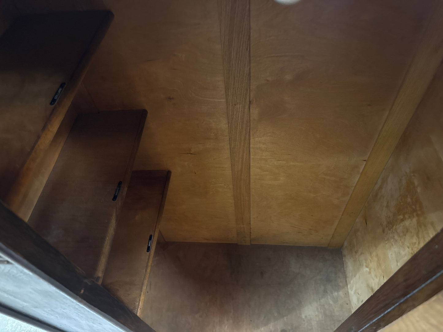 Vtg Art Deco Oak Single-Door Armoire