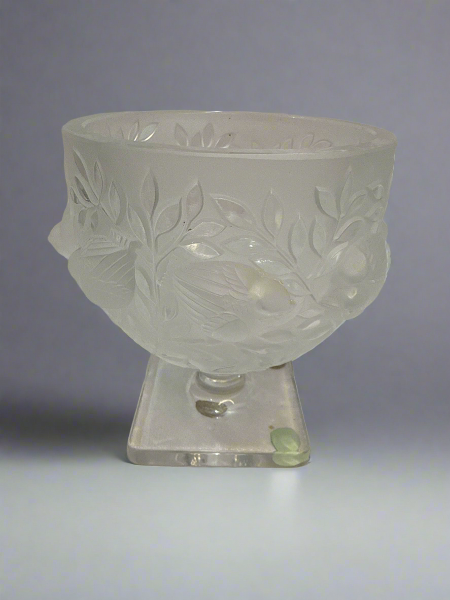 CSA Vtg Lalique Crystal Elizabeth Vase