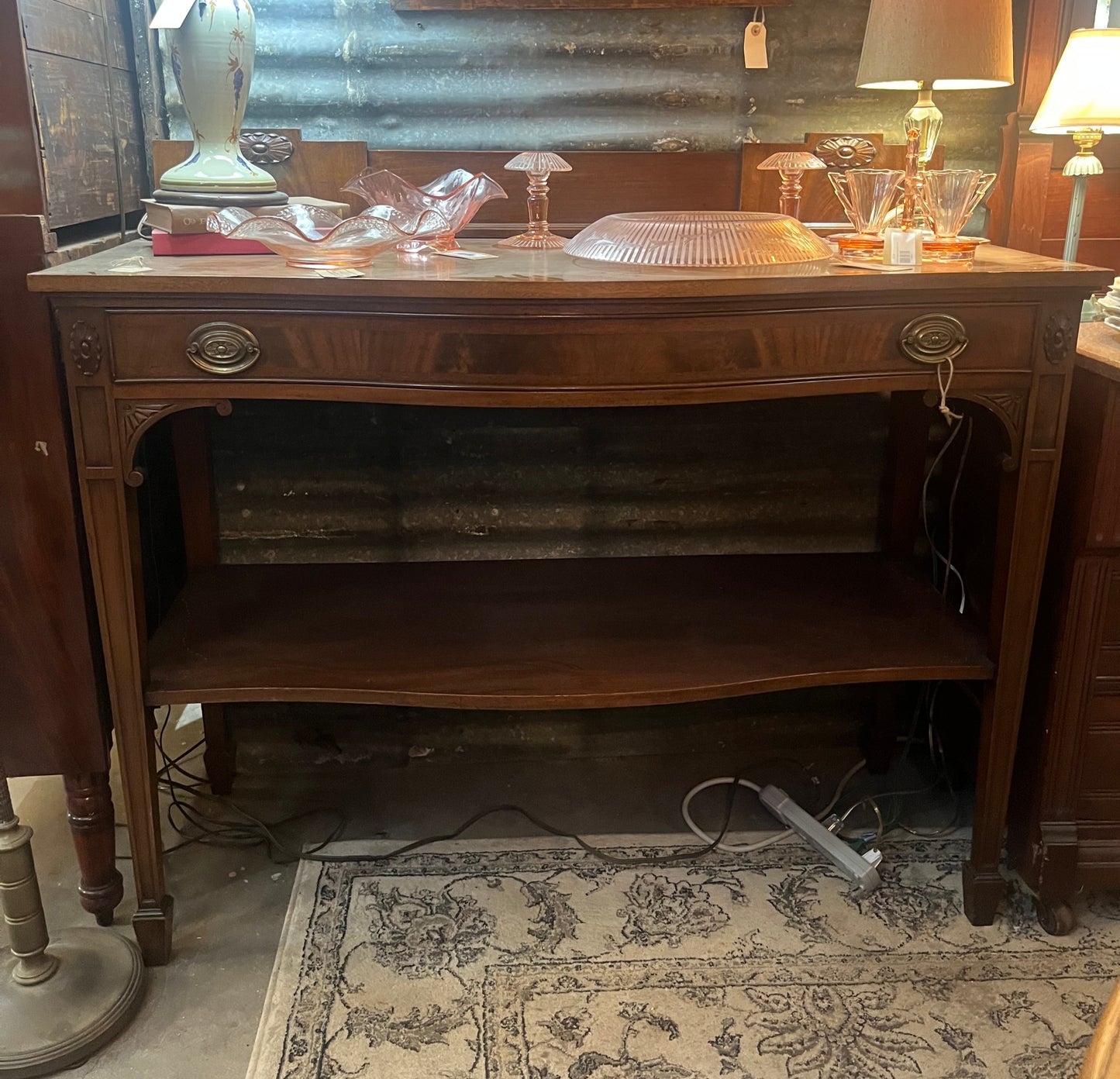 Mahogany Antique Serpentine Sideboard Buffet (cs)