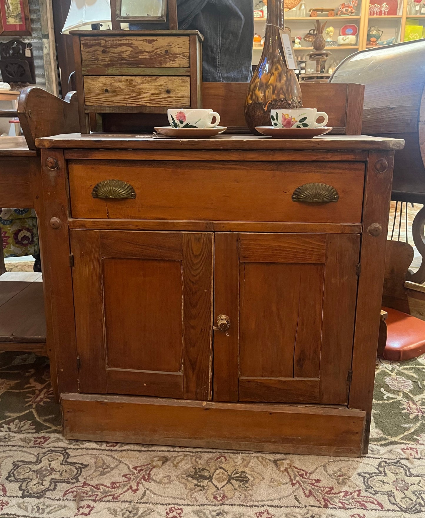 Primitive washstand