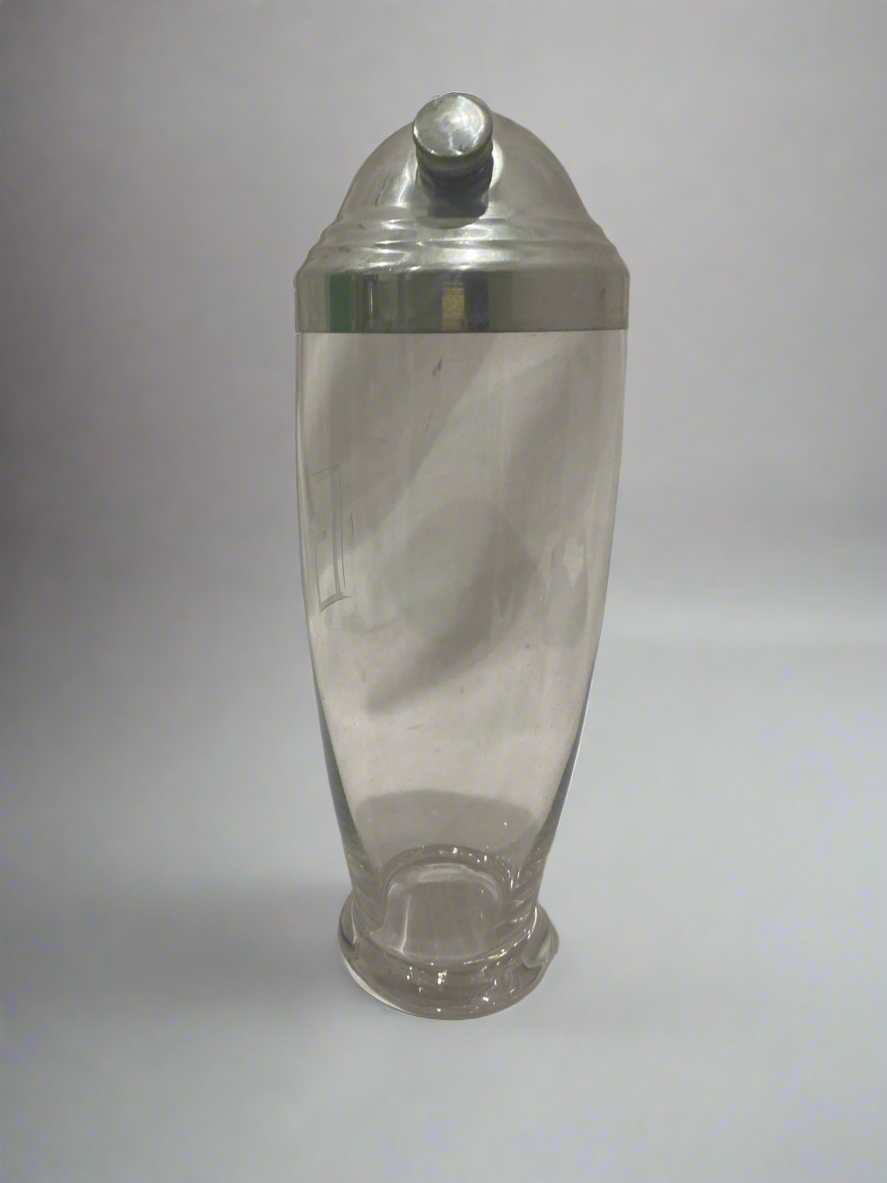 Vtg Art Deco cocktail shaker