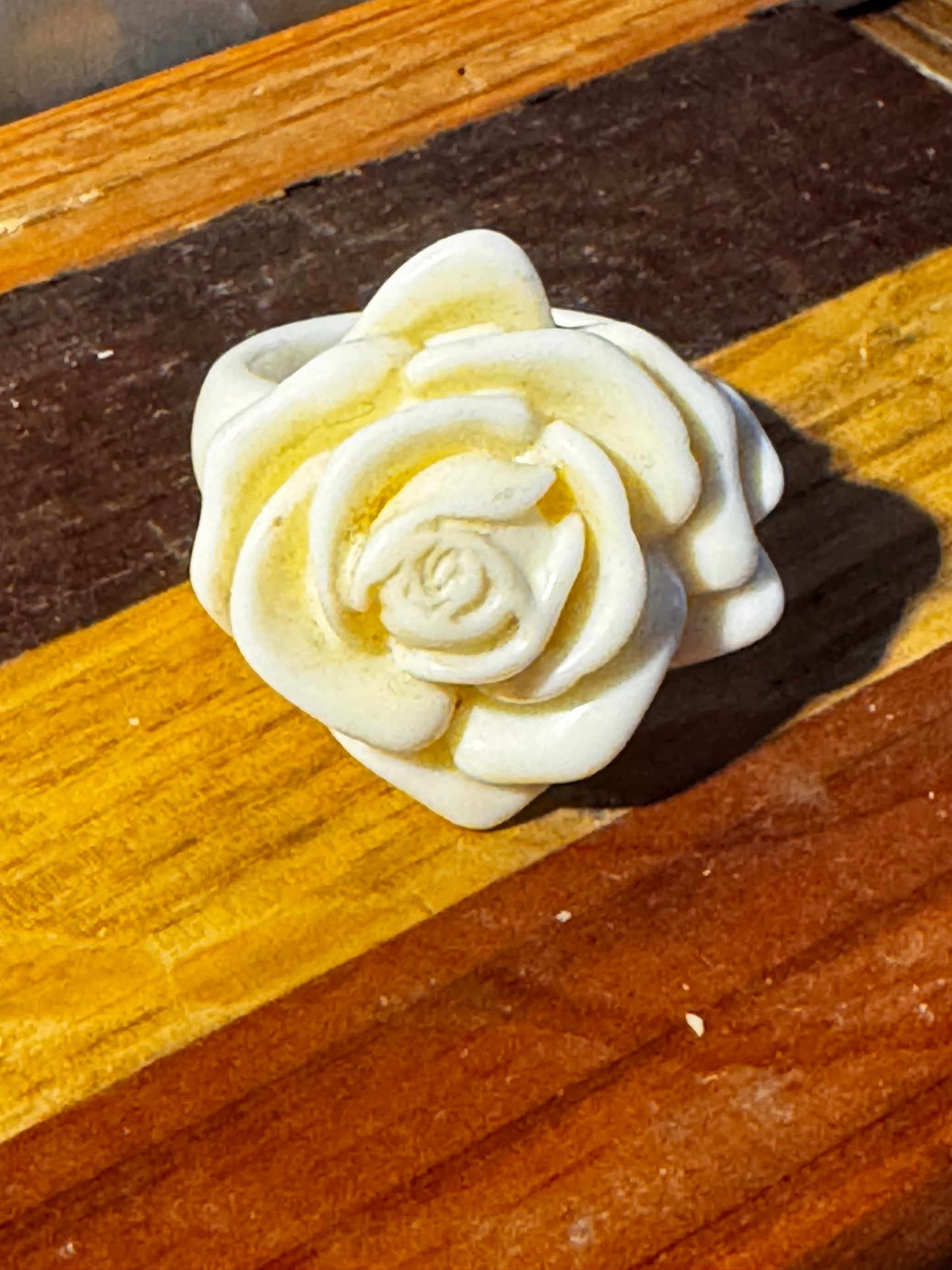 Vtg Carved Rose Ring CSBH