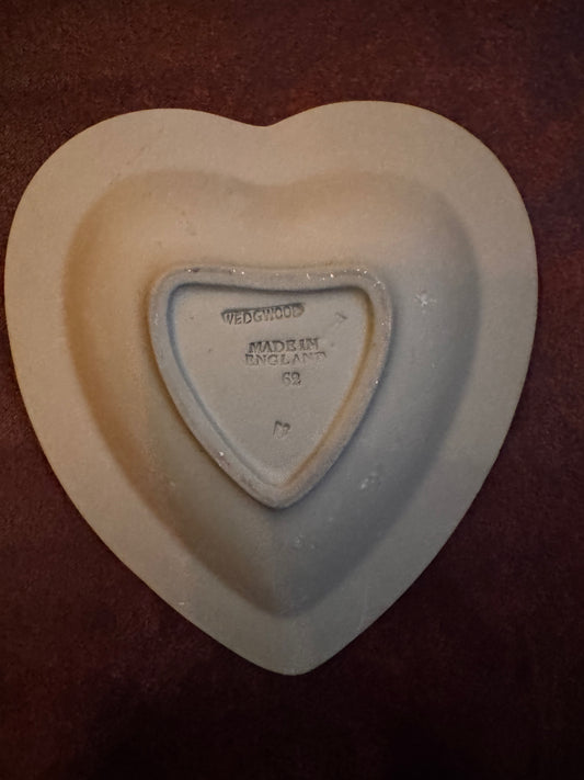 Vtg Wedgwood Sage Jasper Ware Heart Shaped Dish csnh