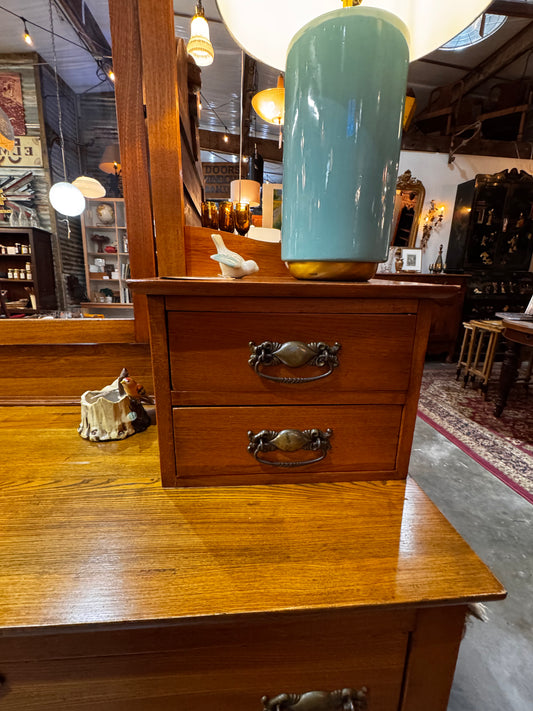 Oak Victorian Eastlake dresser cs