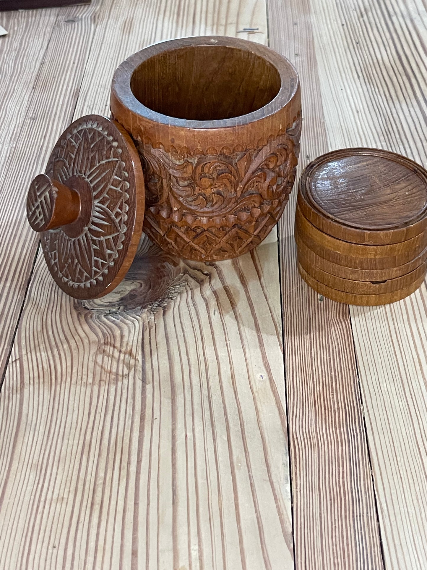hand-carved teak coaster set csbh
