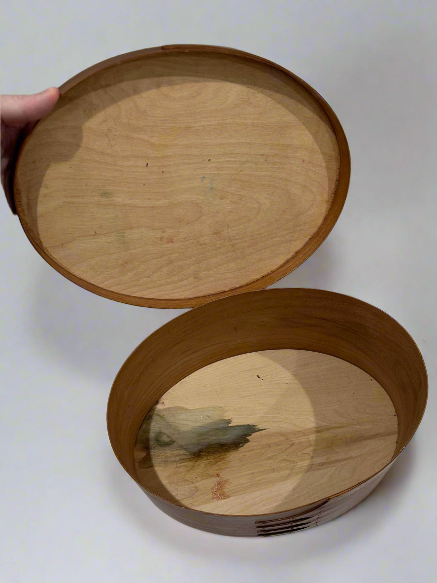 Shaker Oval Box