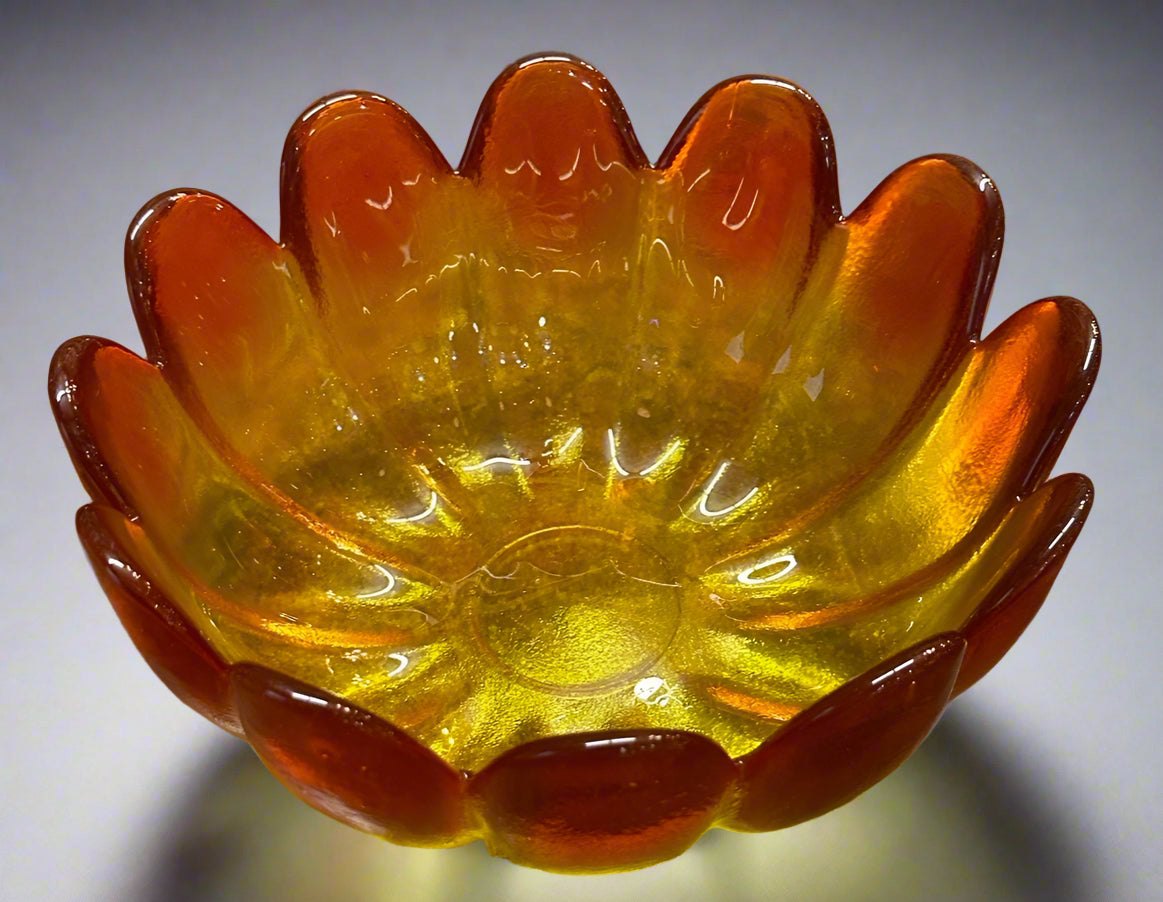 Vintage Indiana Glass 12 Petal Lotus Bowl CSBH