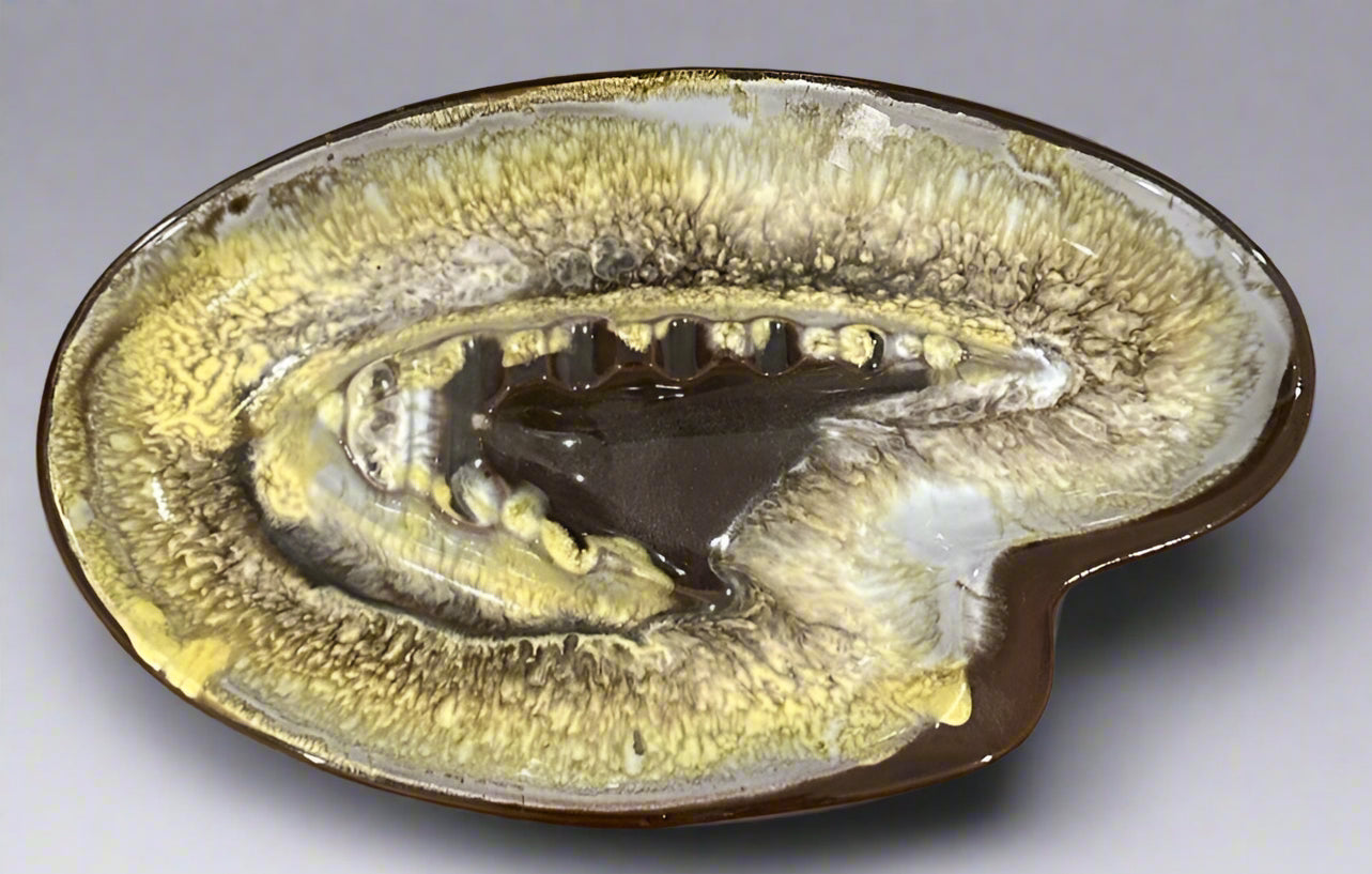 Mid-Century Modern Ash Tray by Dee Bee Co.