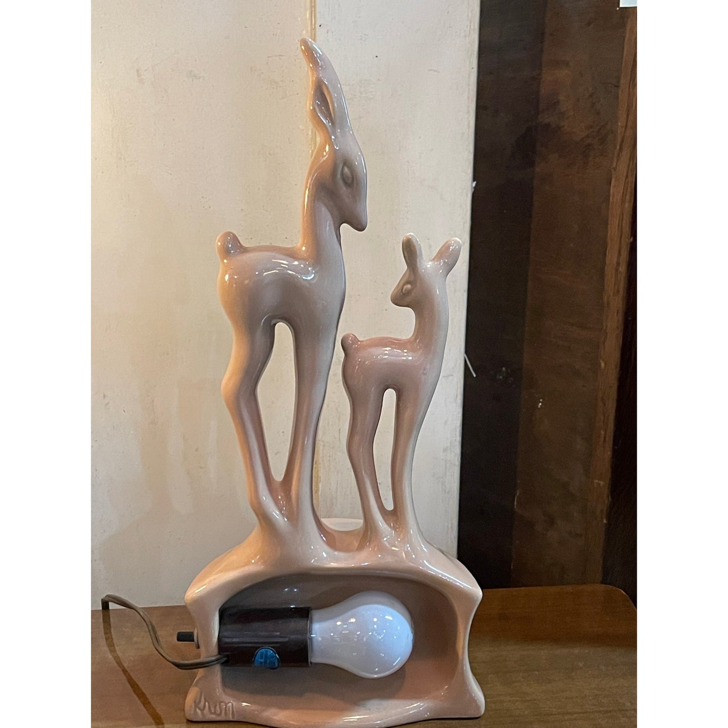 Vintage Mid-Century MCM Art Deco KRON 1950's deer and fawn TV lamp