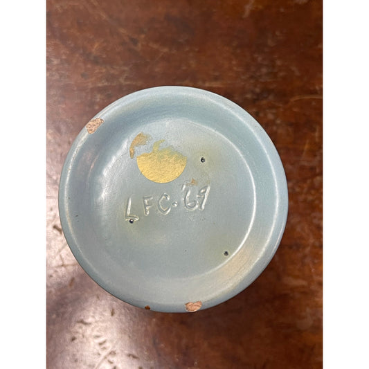 Vintage Art Deco Pottery Ceramic clover shape footed 8" vase