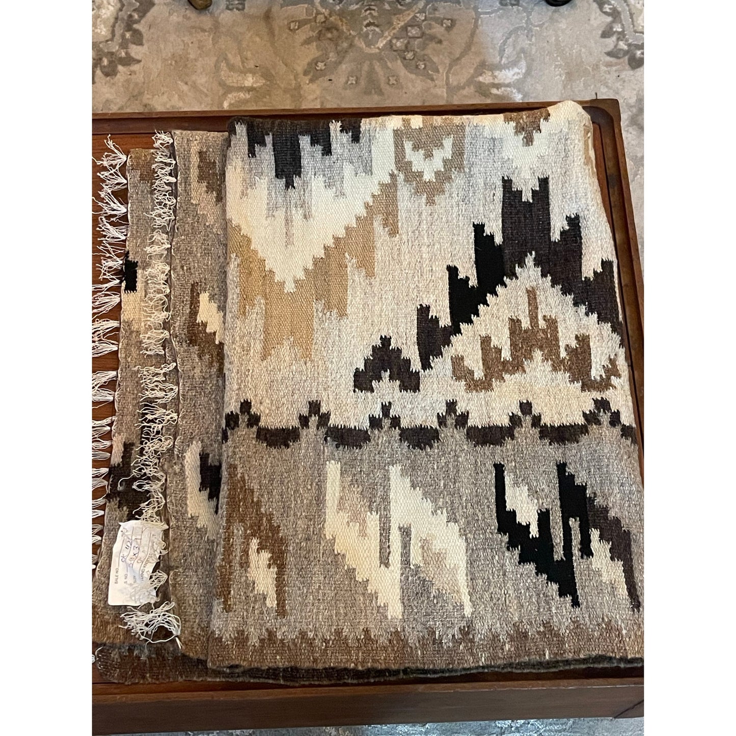 Vintage 100% Wool Kilim tassle throw rug 3' x 5'