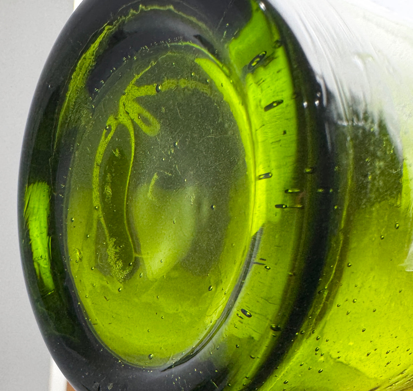 (6) hand-blown avocado green seeded glasses. CSBH