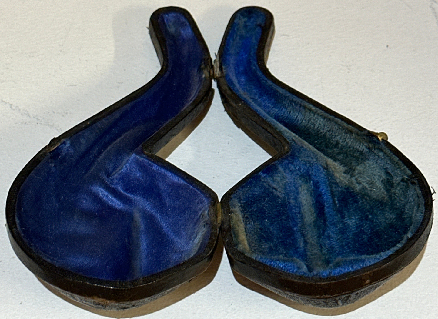Vintage Pipe Case