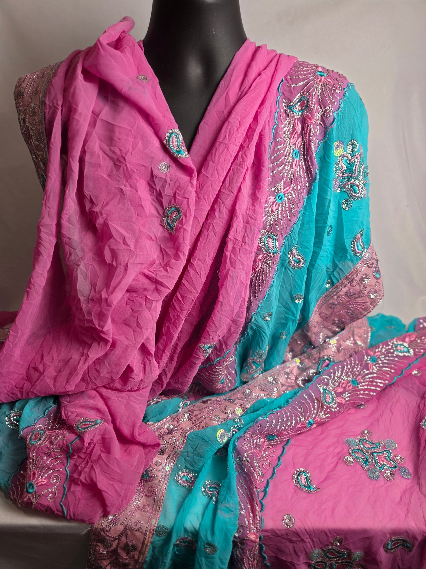 Vintage 1970s Sari Pink CSHW