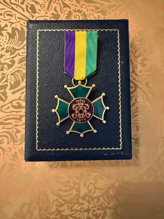 Rex 1976 Men’s Pin Ducal