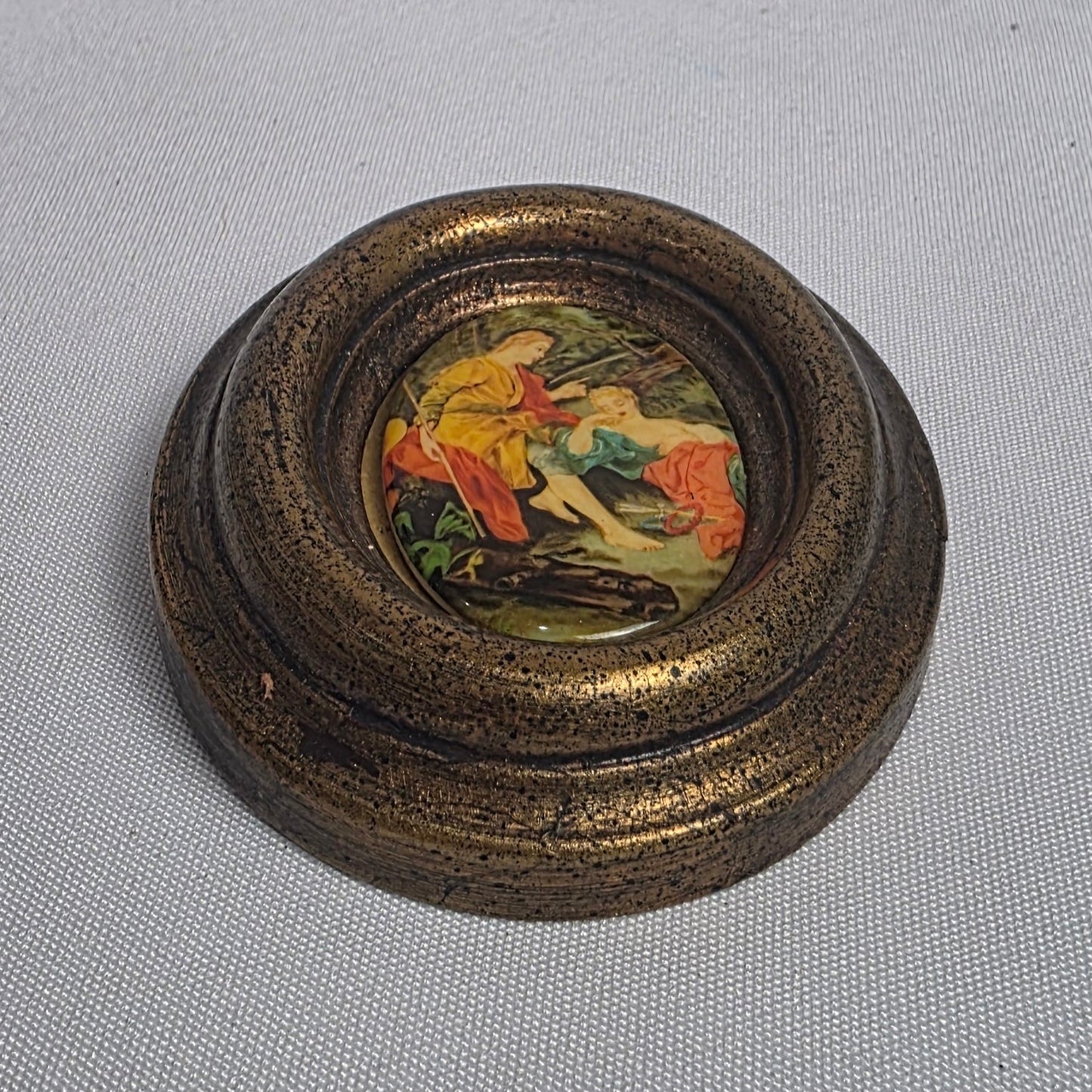 Vtg. Sword Cameo