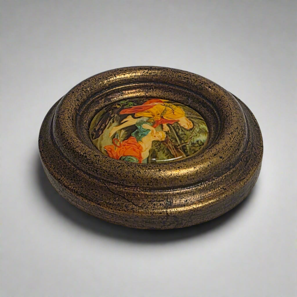 Vtg. Sword Cameo