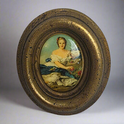 Vtg. Lady Mini Cameo