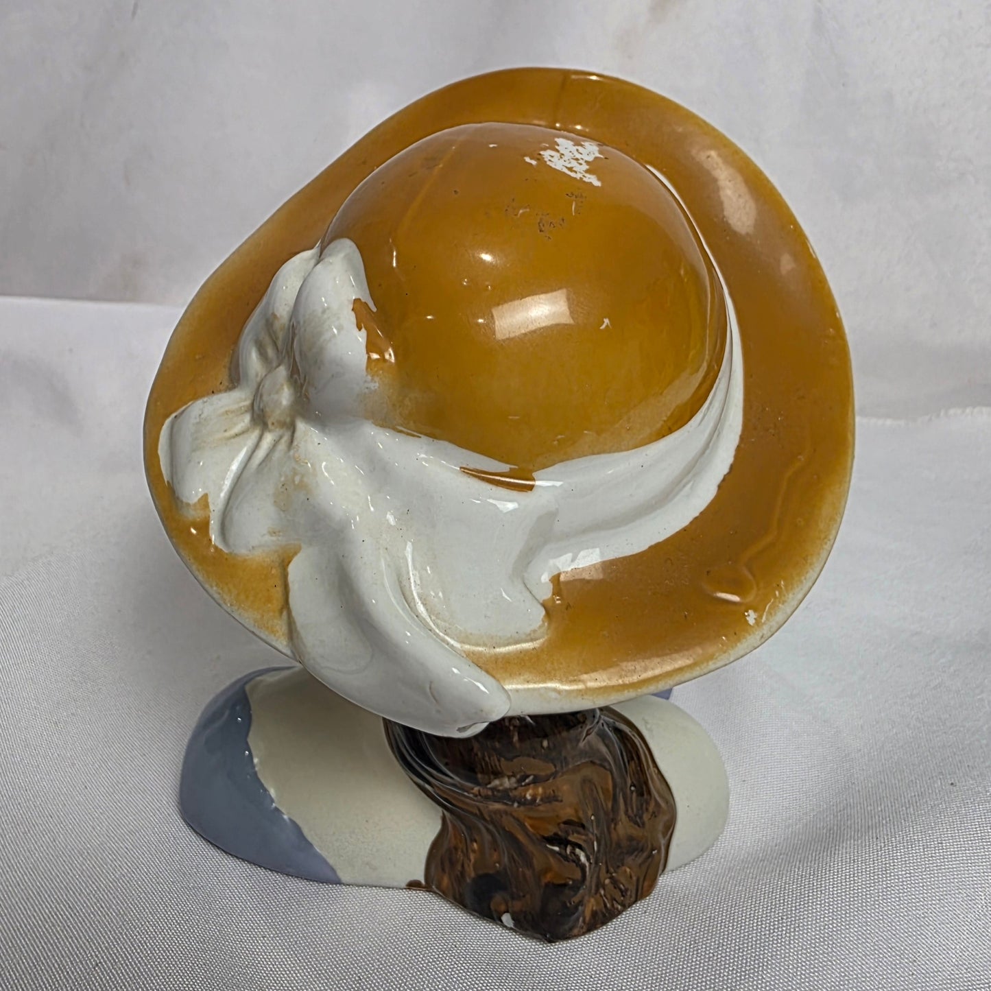 Vtg. Figurine - Brunette