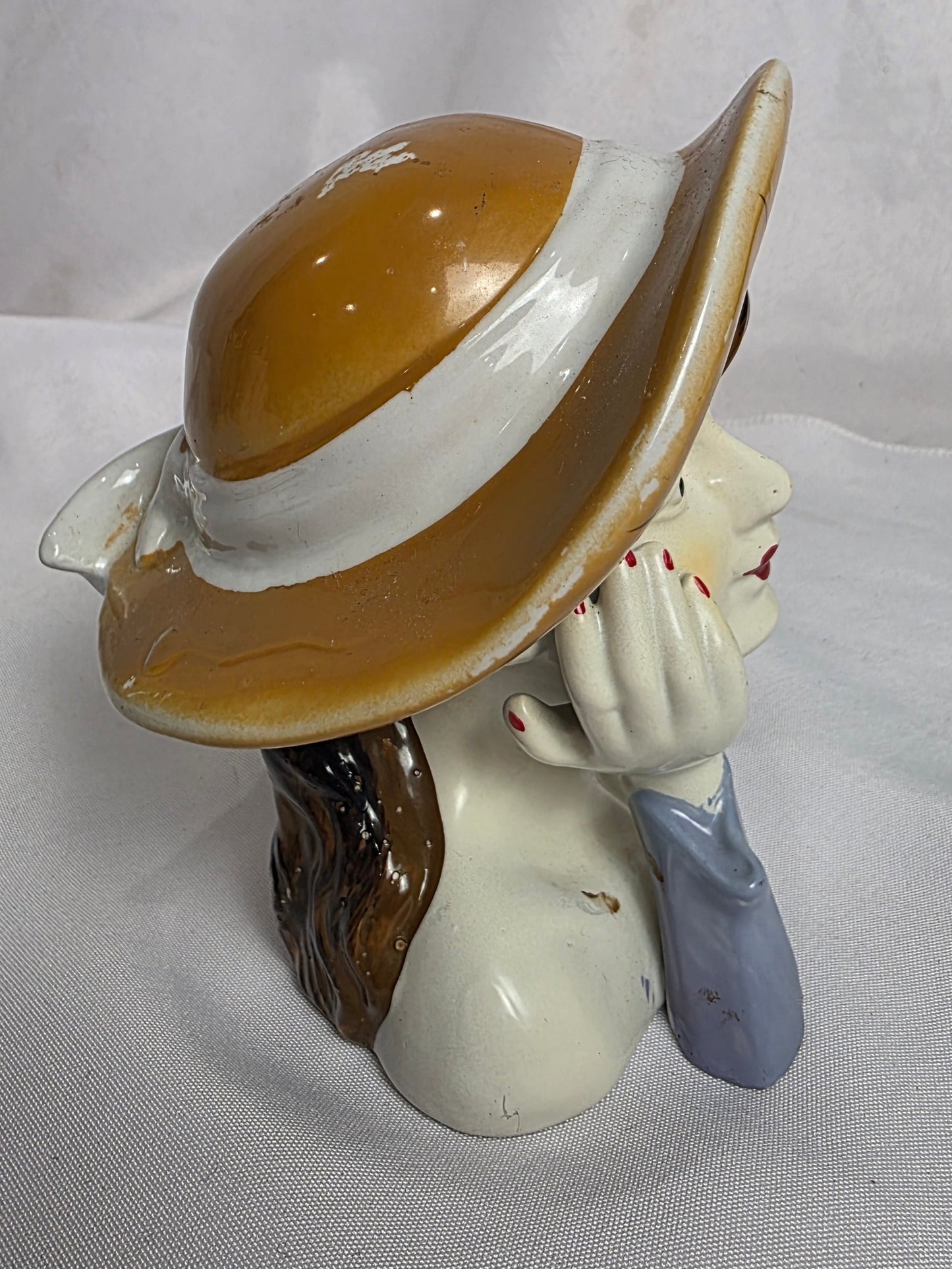 Vtg. Figurine - Brunette