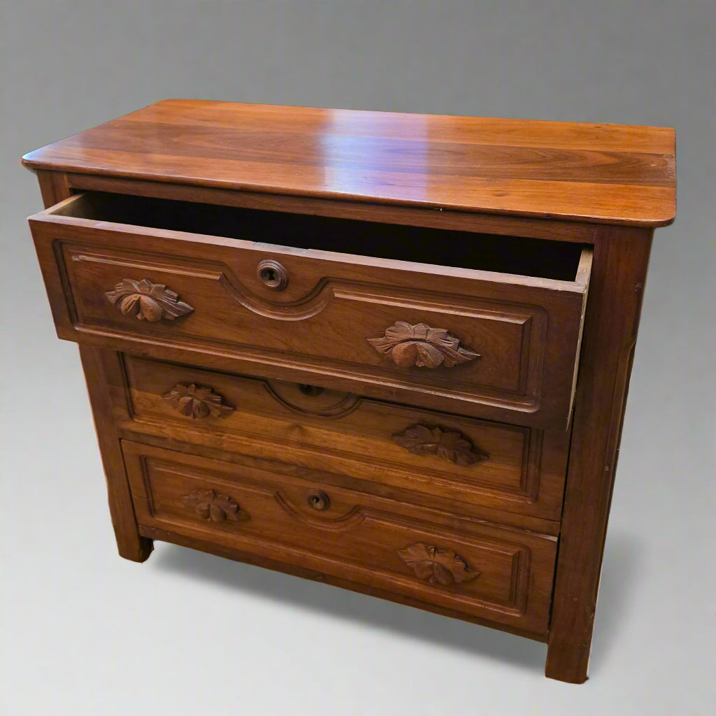 Vtg. Chest of Drawers