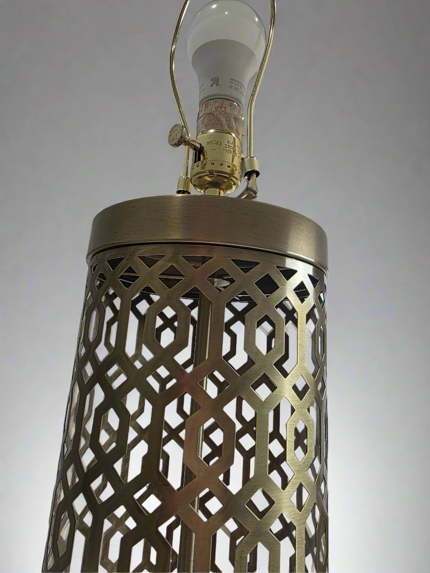 Vtg. Brass Lamp