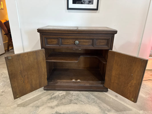 Vtg Henredon Scene One Flip-Top Bar Cabinet