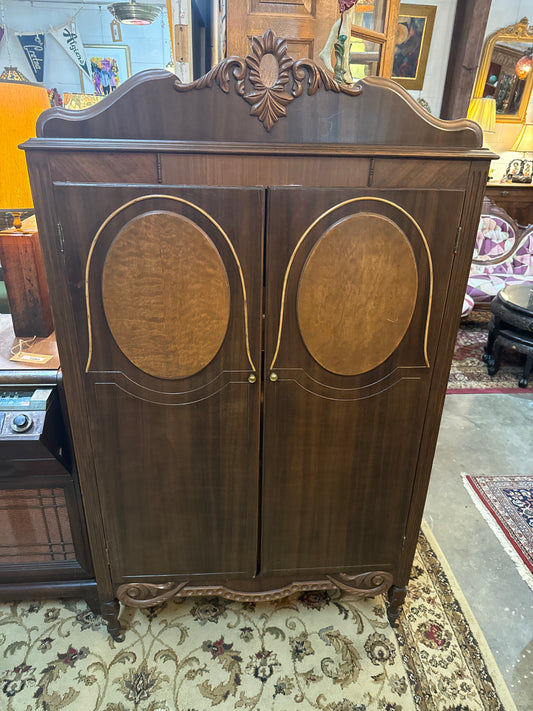 Vtg French-Provincial Carved Armoire